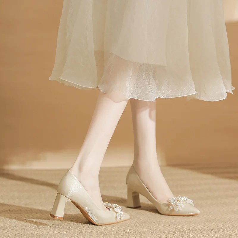 2024 Нови Сватбени обувки на висок ток 6 cm, най-Малкият Размер на 31-43, Сватбени обувки с кристали, Голям Размер на масивна ток