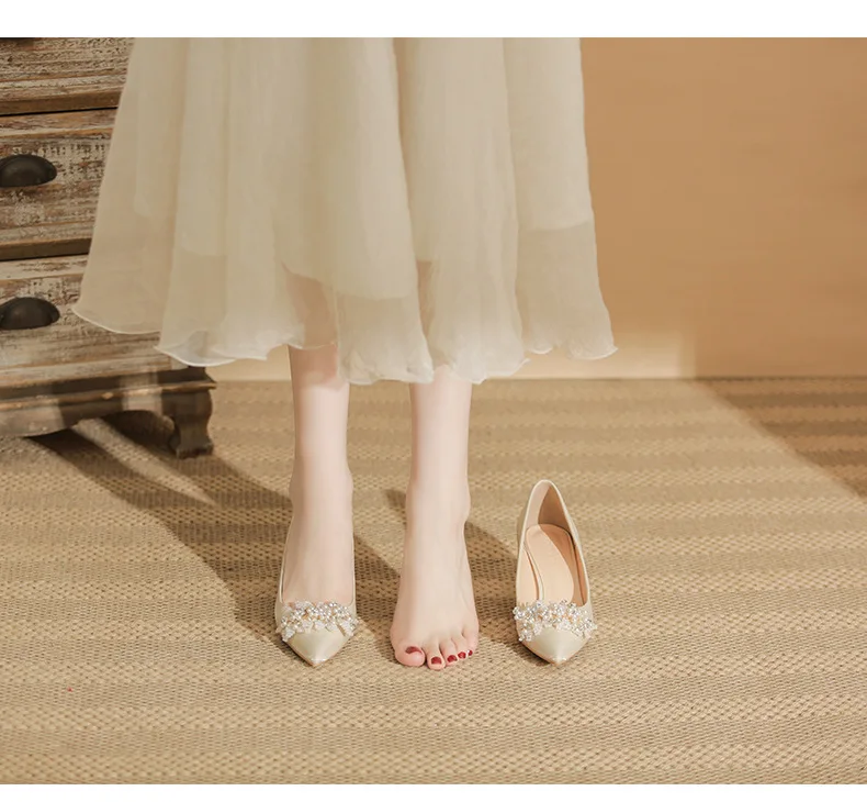 2024 Нови Сватбени обувки на висок ток 6 cm, най-Малкият Размер на 31-43, Сватбени обувки с кристали, Голям Размер на масивна ток