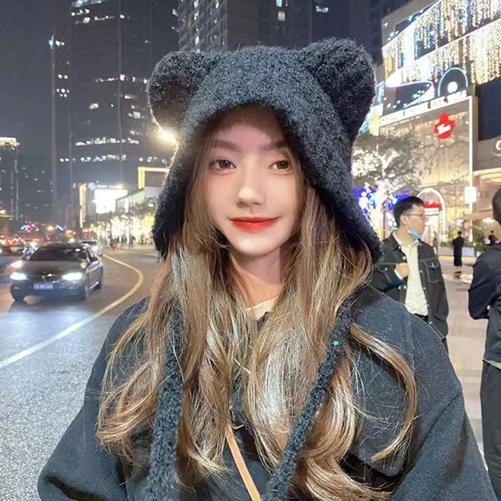 Зимна шапка със защитата на ушите Хубава мечка за момичета, загрята Топла Вязаный пуловер, Градинска Ветрозащитная Плюшен шапчица-бини в Корейски стил