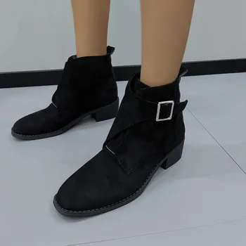2023 г., Нова мода обувки, Дамски ботуши, Зимни, с кръгло бомбе, от флока, на Топло, на Кратко, на дебелите ток, Римски ботуши Голям размер