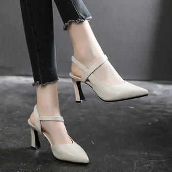 Дамски обувки на висок ток, летни нови стилни сандали от мека кожа на дебелите ток, обикновена сандали Baotou, модни дамски обувки на висок ток
